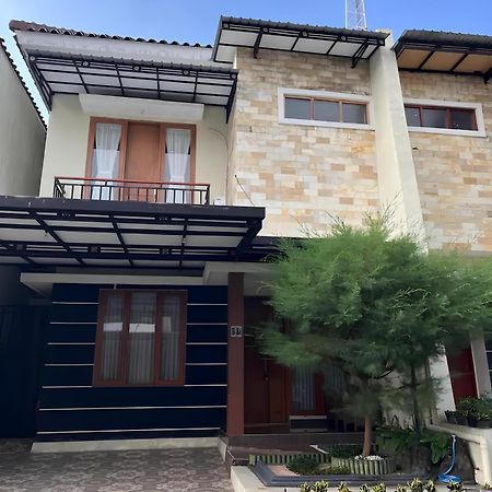 Kirana Residence By Sampai Coliving Yogyakarta Eksteriør billede